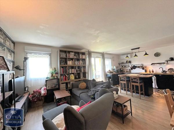 Appartement à louer 3 pièces 66.17m² Avignon (84000)