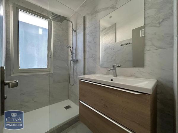 Appartement à louer 3 pièces 52.42m² Clermont-Ferrand (63000)