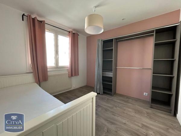 Appartement à louer 3 pièces 52.42m² Clermont-Ferrand (63000)