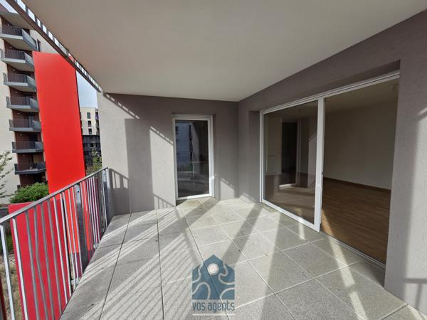 Appartement 4 pièces, garage et balcon