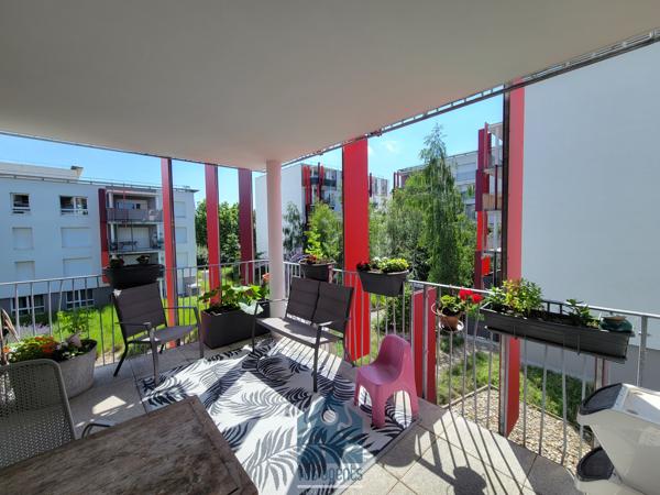 Appartement 4 pièces, garage et balcon