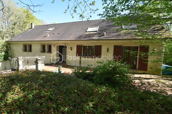 Maison traditionnelle de 225 m²