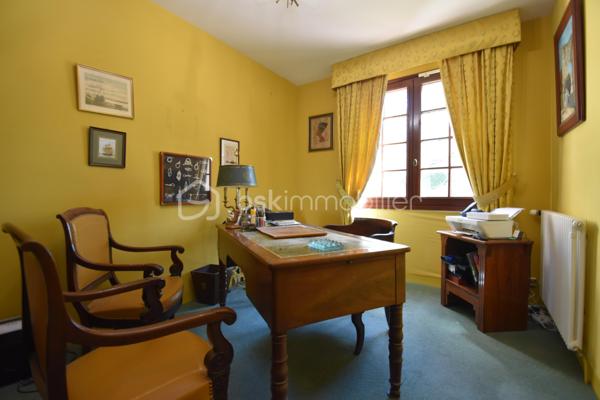 Maison traditionnelle de 225 m²