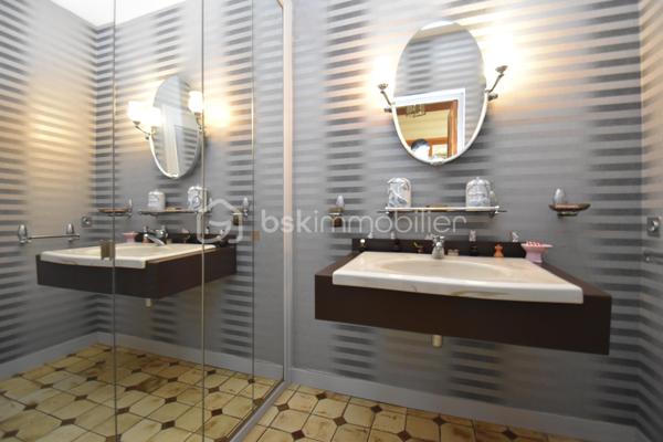Maison traditionnelle de 225 m²