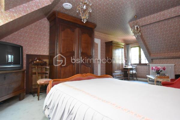 Maison traditionnelle de 225 m²
