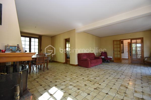 Maison traditionnelle de 225 m²