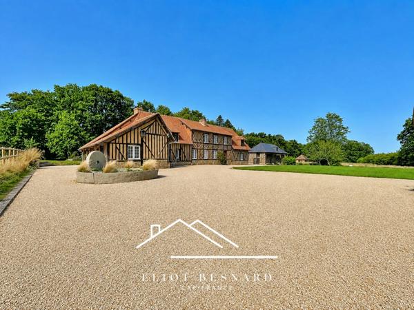 PROPRIÉTÉ NORMANDE DE CARACTÈRE – ENTRE LISIEUX ET PONT L'ÉVÊQUE – 2 HECTARES - 2 DÉPENDANCES