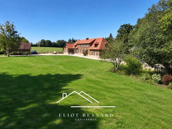 PROPRIÉTÉ NORMANDE DE CARACTÈRE – ENTRE LISIEUX ET PONT L'ÉVÊQUE – 2 HECTARES - 2 DÉPENDANCES