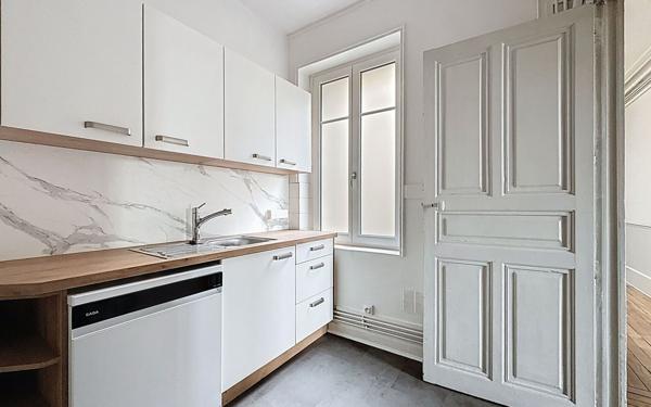 Appartement à louer    4 pièces •  Nancy