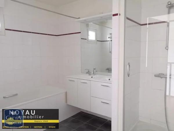 Maison à louer 3 pièces 79.53m²