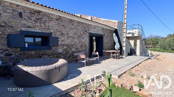 Maison à vendre 5 pièces 250 m² La Crau