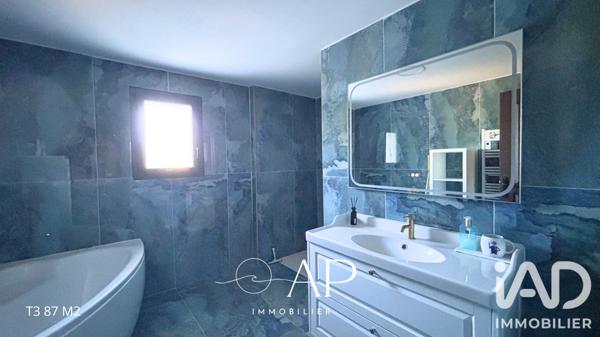 Maison à vendre 5 pièces 250 m² La Crau