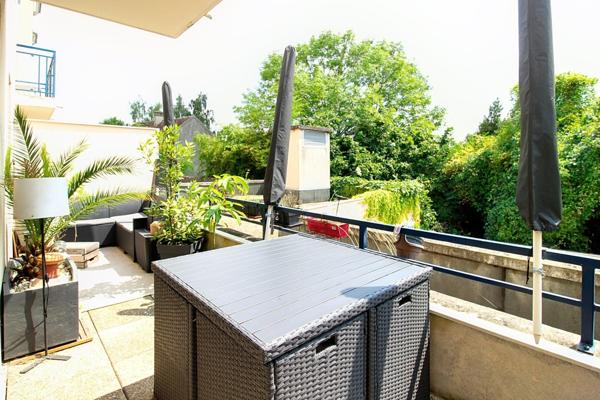 Centre ville, 3ch,  avec terrasse sans vis-à-vis