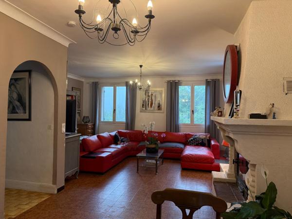 Grande propriété avec potentiel locatif – Villeneuve-sur-Lot (47300)