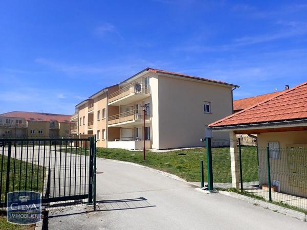 Appartement à louer 2 pièces 47.48m² Le Russey (25210)