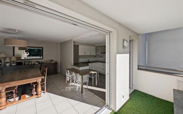 Appartement à vendre    5 pièces • 128,22 m2 Tassin-la-Demi-Lune