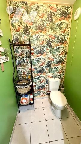 Appartement à Noyelles-sous-Lens .

Cet appartement au rez-de-chaussée d' un immeuble de 2015...