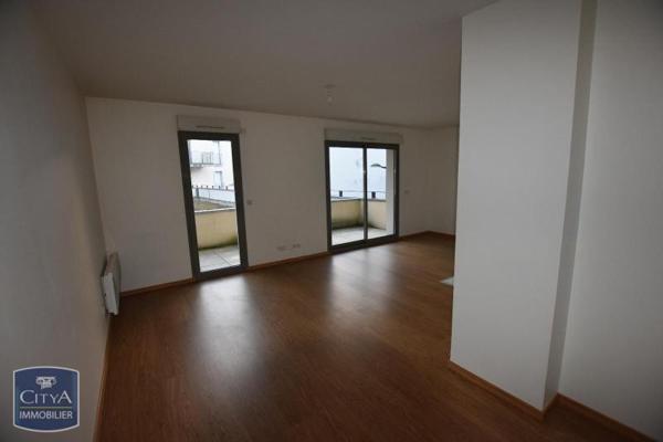Appartement à louer 1 pièce 34.96m² Cholet (49300)