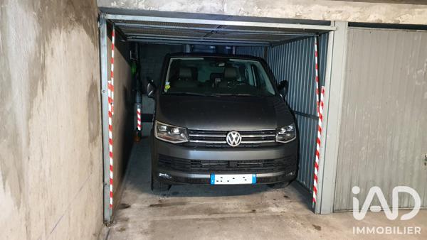 Parking à vendre 12 m² Courbevoie