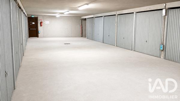 Parking à vendre 12 m² Courbevoie