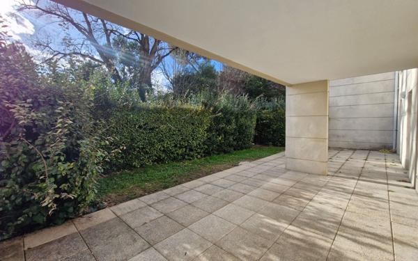 Appartement à vendre    3 pièces • 70,47 m2 Villeneuve-lès-Avignon