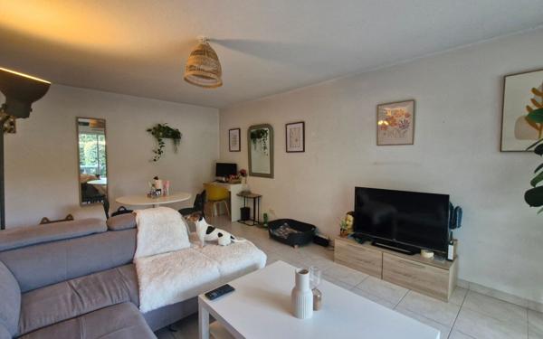 Appartement à vendre    3 pièces • 70,47 m2 Villeneuve-lès-Avignon