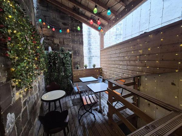 BRIVE LA GAILLARDE - RESTAURATION RAPIDE 35 COUVERTS