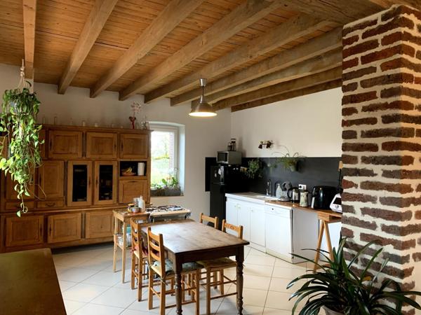 Charmante maison rénovée sur grand terrain