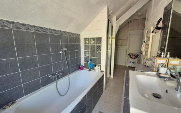 Maison à vendre    5 pièces • 126 m2 Orléans