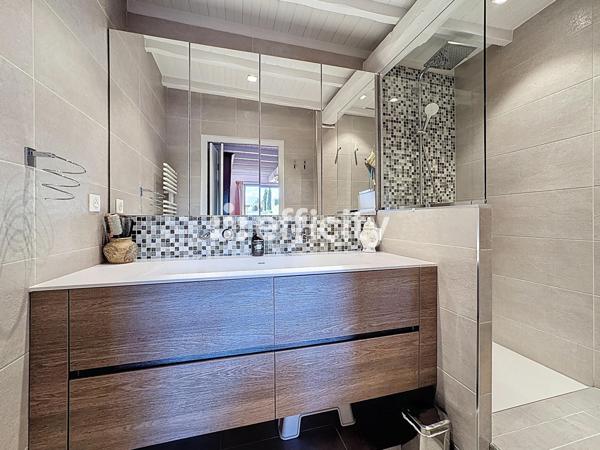 Maison 8 pièces - 238 m² Bien prestige