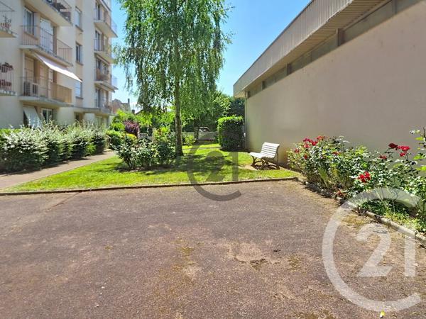 Appartement F1 à vendre  1 pièce - 38,60 m 2   AUXERRE  - 89