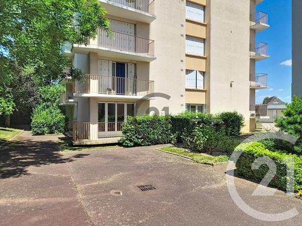 Appartement F1 à vendre  1 pièce - 38,60 m 2   AUXERRE  - 89