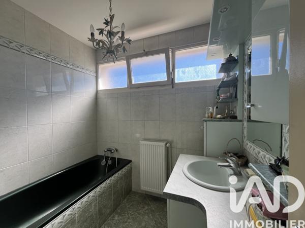 Maison à vendre 5 pièces 134 m² Châtenoy-le-Royal