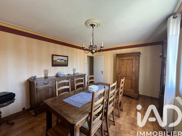 Maison à vendre 5 pièces 134 m² Châtenoy-le-Royal