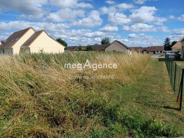 Terrain à TELOCHE, 72220 - 363m²