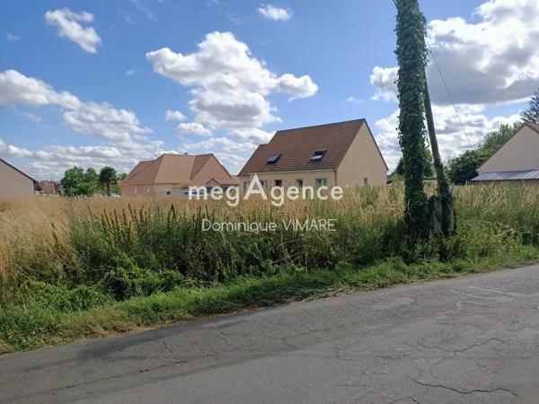 Terrain à TELOCHE, 72220 - 363m²