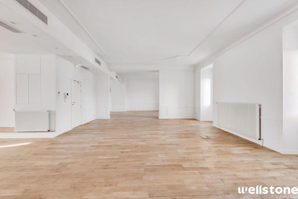 Bureaux à louer à PARIS 75016