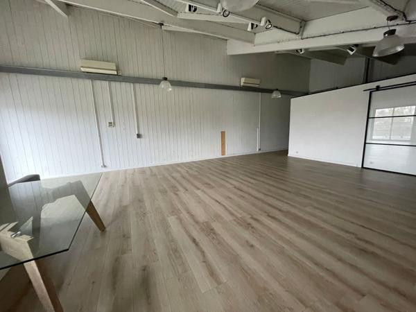 Bureaux à vendre ou à louer à Saint-Herblain vue Loire terrasse lumineuse
