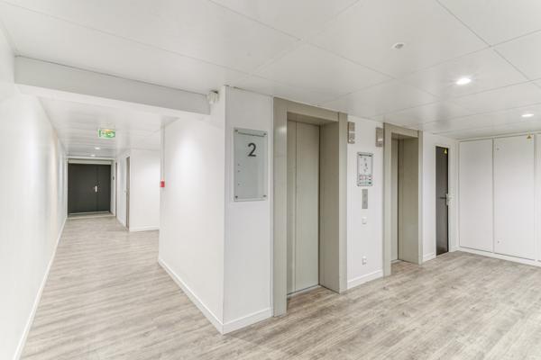 Bureaux à vendre à Nanterre dans immeuble rénové proche La Défense