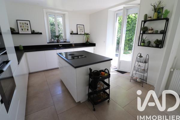 Maison à vendre 10 pièces 305 m² Montereau-Fault-Yonne