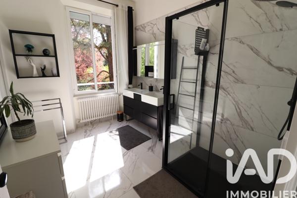 Maison à vendre 10 pièces 305 m² Montereau-Fault-Yonne