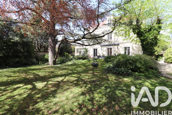 Maison à vendre 10 pièces 305 m² Montereau-Fault-Yonne