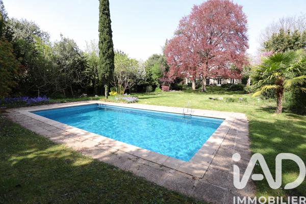 Maison à vendre 10 pièces 305 m² Montereau-Fault-Yonne