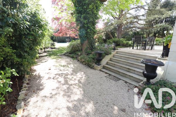 Maison à vendre 10 pièces 305 m² Montereau-Fault-Yonne