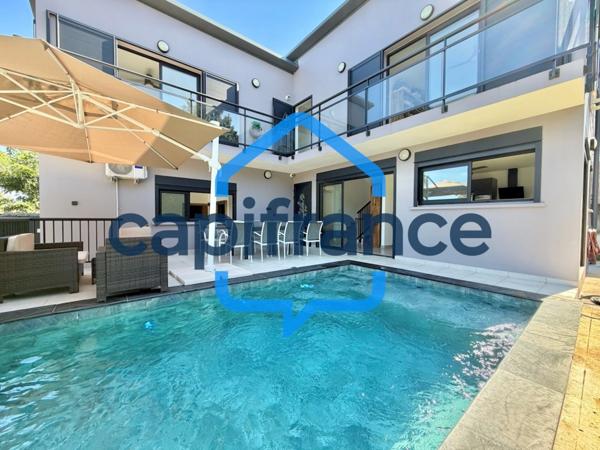 À VENDRE SAINT-PIERRE (97410) – TERRE ROUGE Villa T5 contemporaine – 150 m² – Piscine – Terrain 726 m²