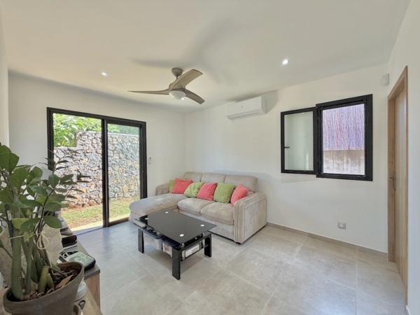 À VENDRE SAINT-PIERRE (97410) – TERRE ROUGE Villa T5 contemporaine – 150 m² – Piscine – Terrain 726 m²