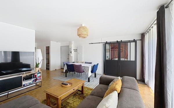 Appartement à vendre    3 pièces • 70 m2 Pau