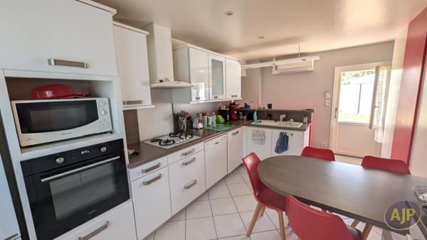 Maison à vendre L Aiguillon Sur Mer - 6 pièces, 111m² avec 4 chambre(s) à 264 000€ - L'Aiguillon la Presqu'Ile  - Agent Co David Billaud