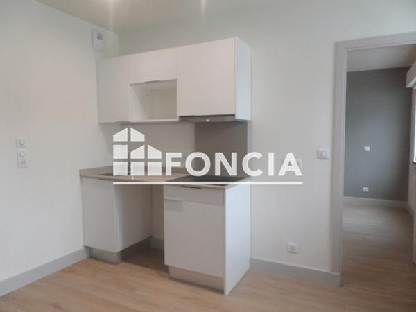 Location Appartement 2 pièces 45.2 m² - 17 AVENUE DU SIX JUIN Caen 14000