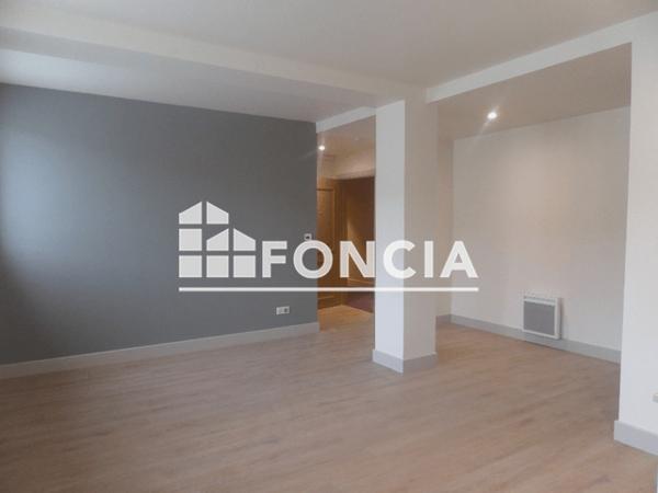 Location Appartement 2 pièces 45.2 m² - 17 AVENUE DU SIX JUIN Caen 14000